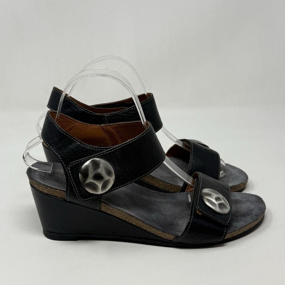Taos Carousel 3 Wedge Sandals Womens 9 - 9.5 EU 40 Black Leather Ankle Strap